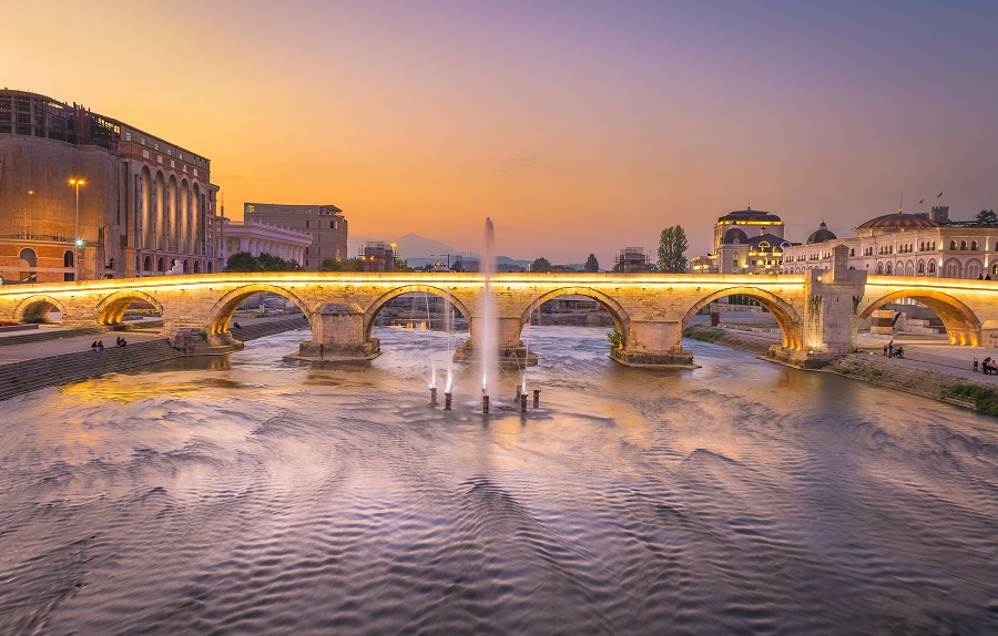  Средневековый мост в Скопье, Северная Македония