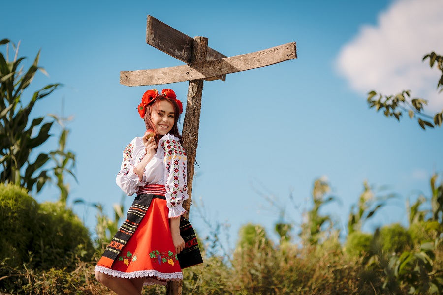 Национальный молдавский костюм