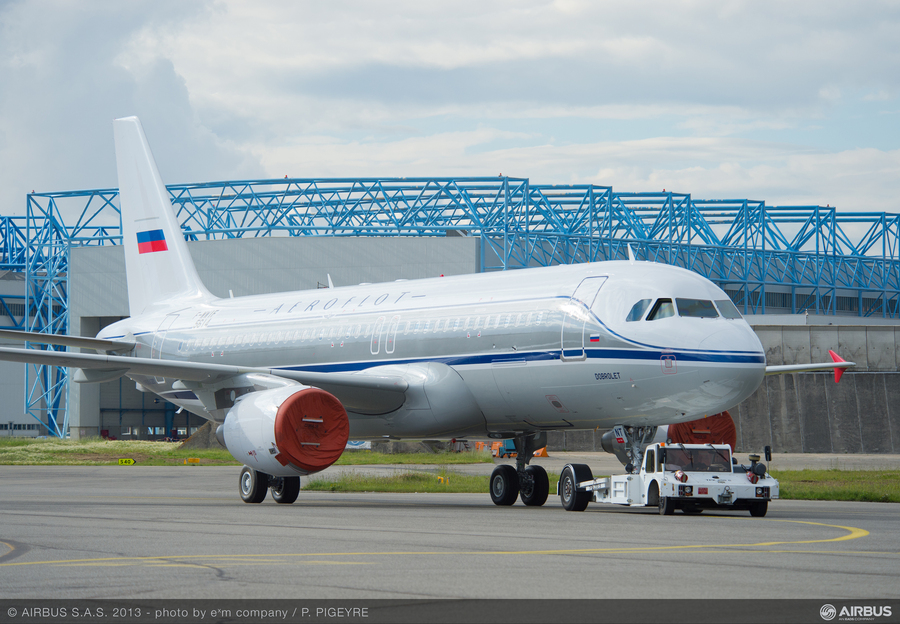  Самолёт Airbus A320-200 в ливрее авиакомпании «Аэрофлот». Первый контракт на приобретение 18 Airbus A319 и А320 для «Аэрофлота» был подписан 18 ноября 2002 года в Тулузе. Фото Airbus/P.Pigeyre 