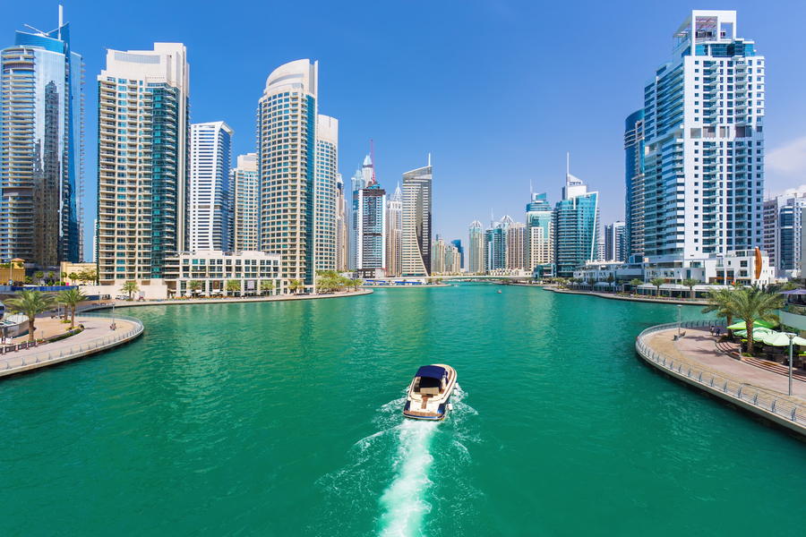 Престижный район Дубай Марина на берегу Персидского залива. Фото: Istockphoto/RastislavSedlak
