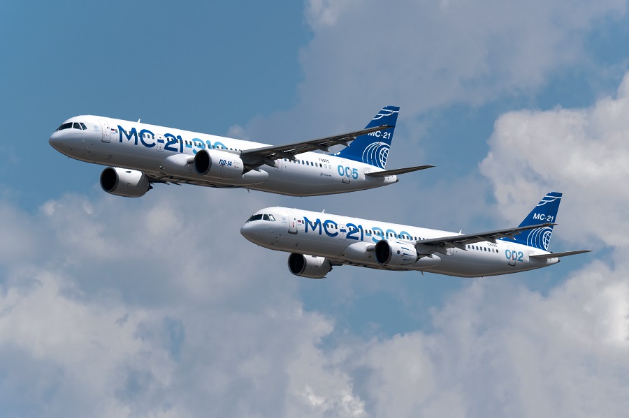 МС-21-300 и МС-21-310 на авиасалоне МАКС-2021 в Жуковском. Фото: Объединённая авиастроительная корпорация