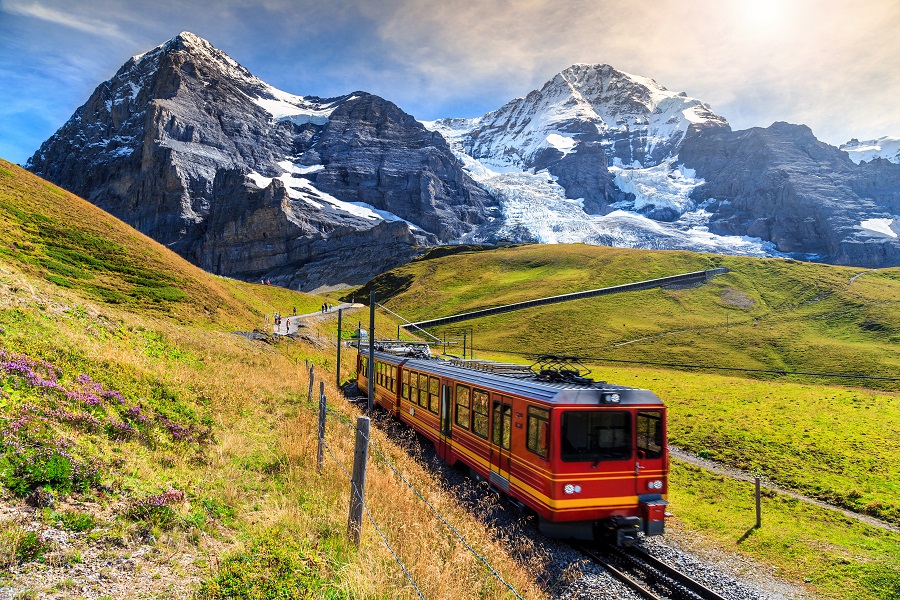 Туристический поезд, Бернские Альпы
