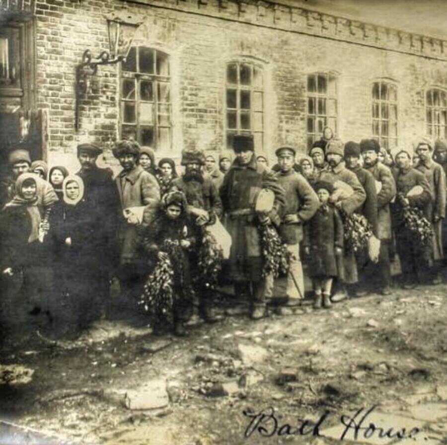 голая семья в бане  Голая семья в сауне (52 фото) - Порно фото голых девушек