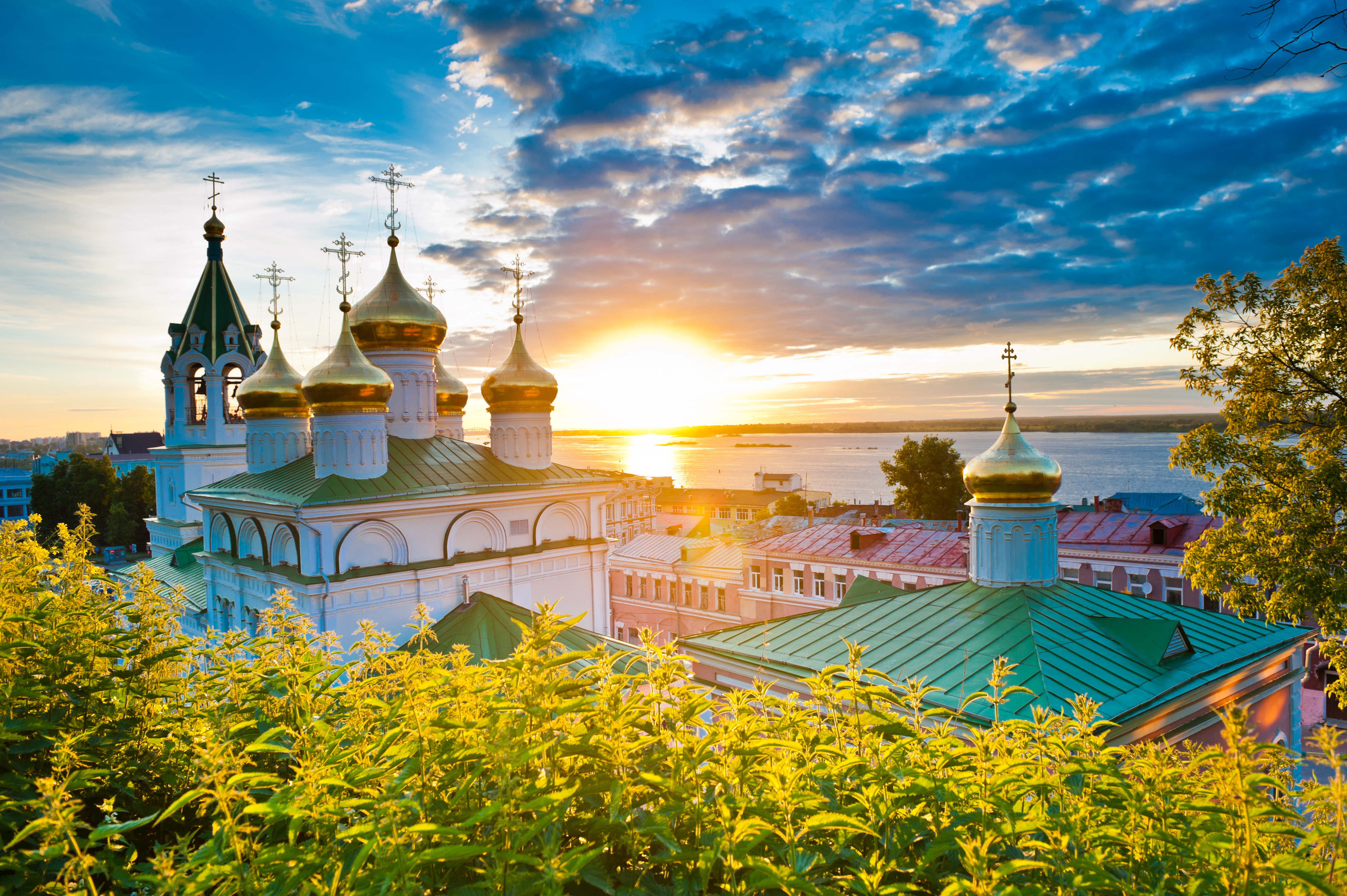 Церковь в Нижнем Новгороде лето