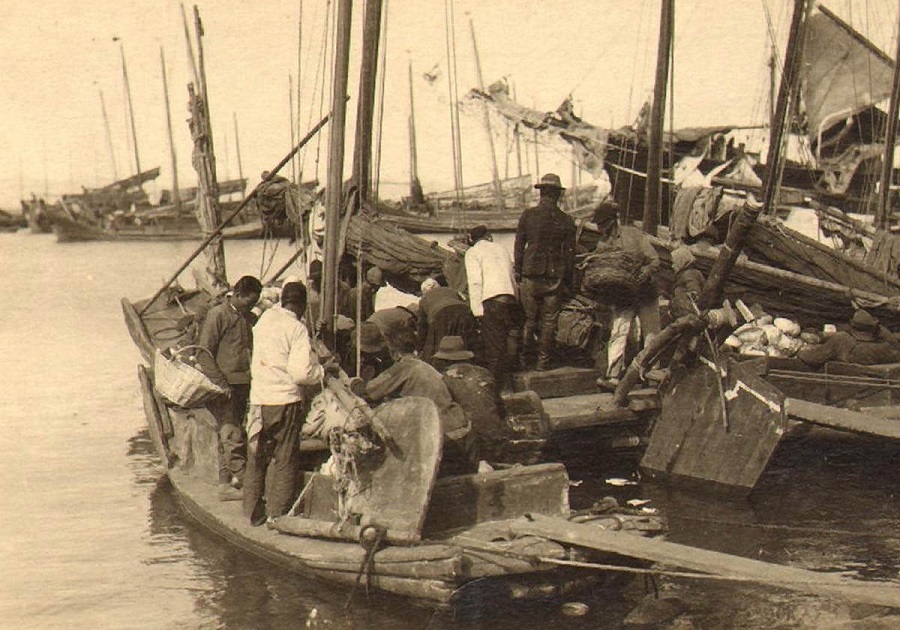  Китайские рыбацкие лодки во Владивостоке, 1920-е. Фото: фонд Музея истории Дальнего Востока имени В.К. Арсеньева 