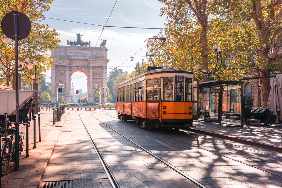  Трамвай в Милане, Италия
