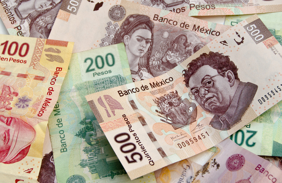 Официальная валюта Мексики — мексиканский песо. Фото:istockphoto/agcuesta