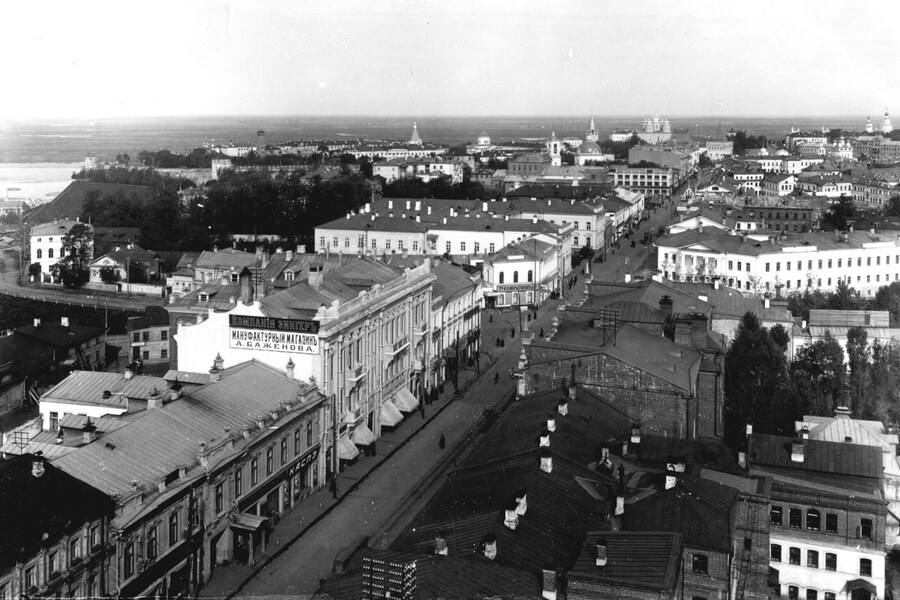 Большая Покровская улица в Нижнем Новгороде, 1912 год. Фото: wikimedia/Maxim Petrovich Dmitriev