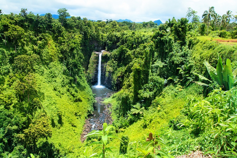 Водопад Сопоага на острове Уполу, Самоа