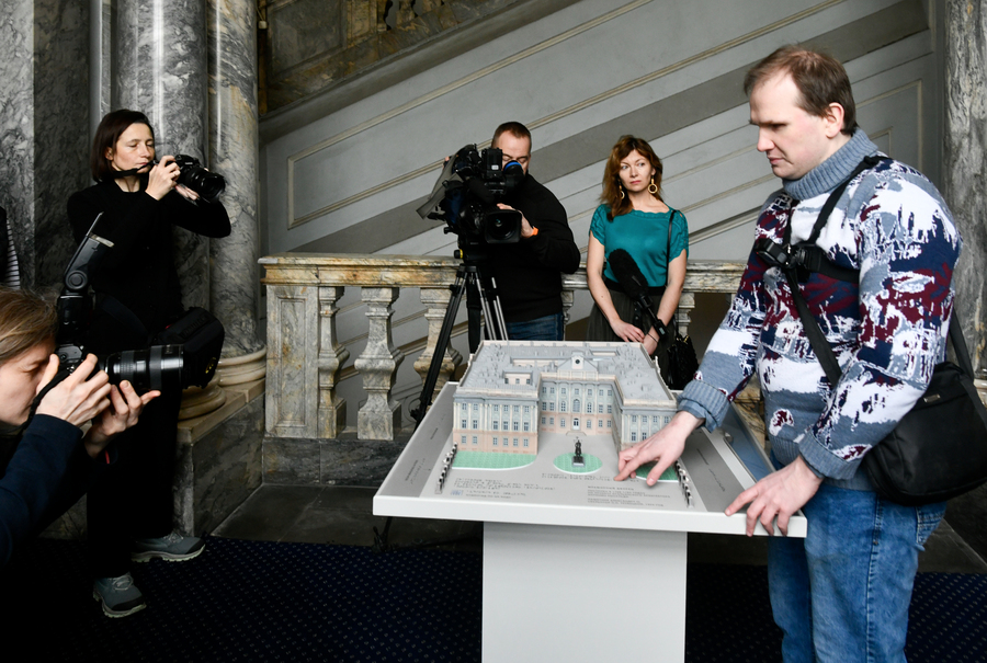 Тактильный макет Мраморного дворца в Русском музее. Фото: предоставлено Русским музеем