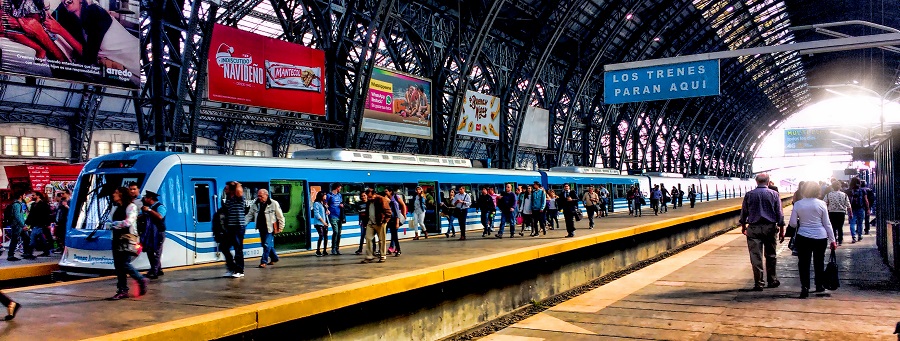  Железнодорожная станция Ретиро-Митре в Буэнос-Айресе. Фото: flickr/Mariano Mantel 