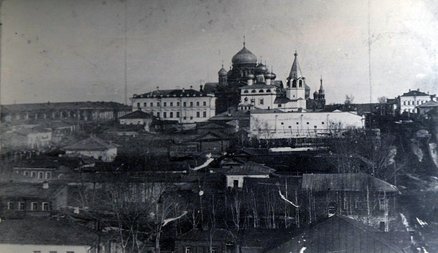 Богоявленский собор в Кунгуре — снят в начале двадцатого века.  В 1937 году собор был взорван. Фото: wikimedia/неизвестный автор