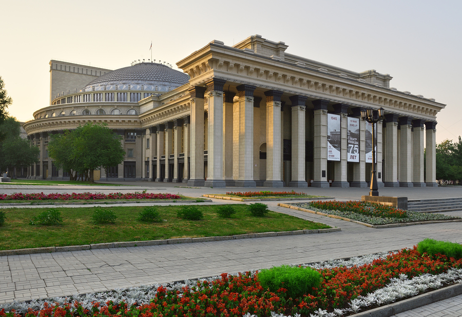 Театр оперы и балета, Новосибирск 