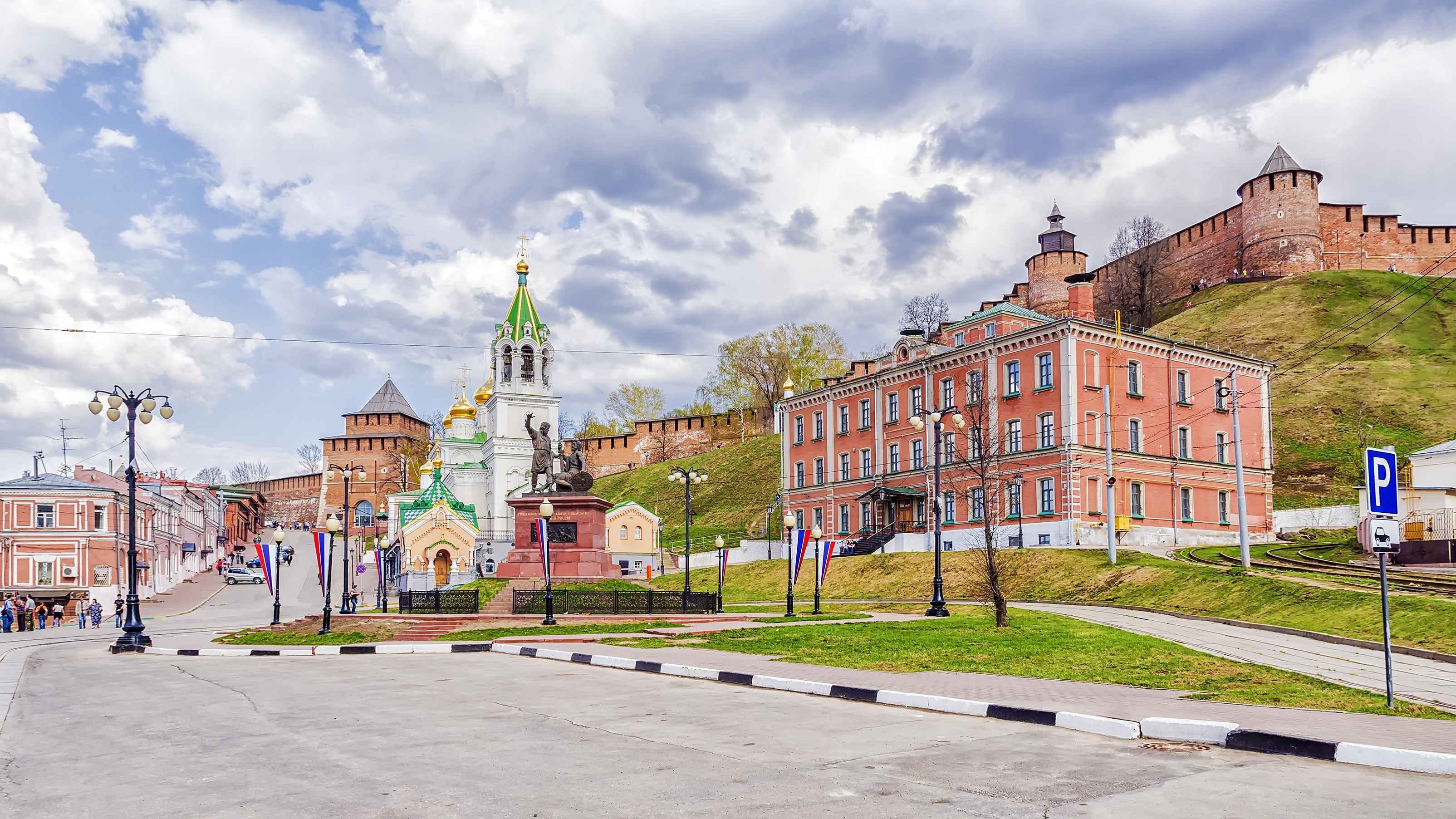 Взрослый нижний новгород. Нижний Новгород исторический центр. Нижегородский Нижний Новгород. Нижний Новгород виды города. Нижний Новгород достопримечател.