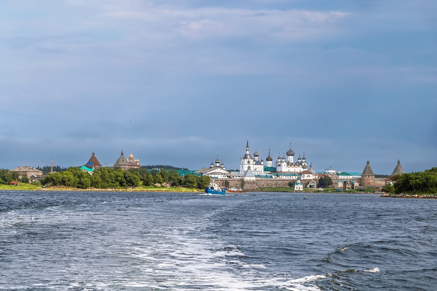  Соловецкий монастырь 