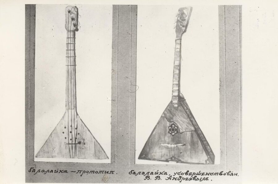  Изображения прототипа балалайки и версии инструмента, усовершенствованной Василием Андреевым. Фото: goskatalog.ru/Федеральное государственное бюджетное учреждение культуры «Российский национальный музей музыки»