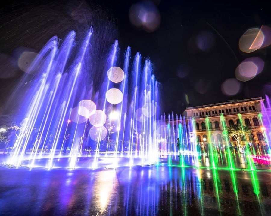 Фонтан в сквере рядом с набережной Верхнего пруда. Фото: из группы ВКонтакте «Сквер с поющим фонтаном | Калининград»