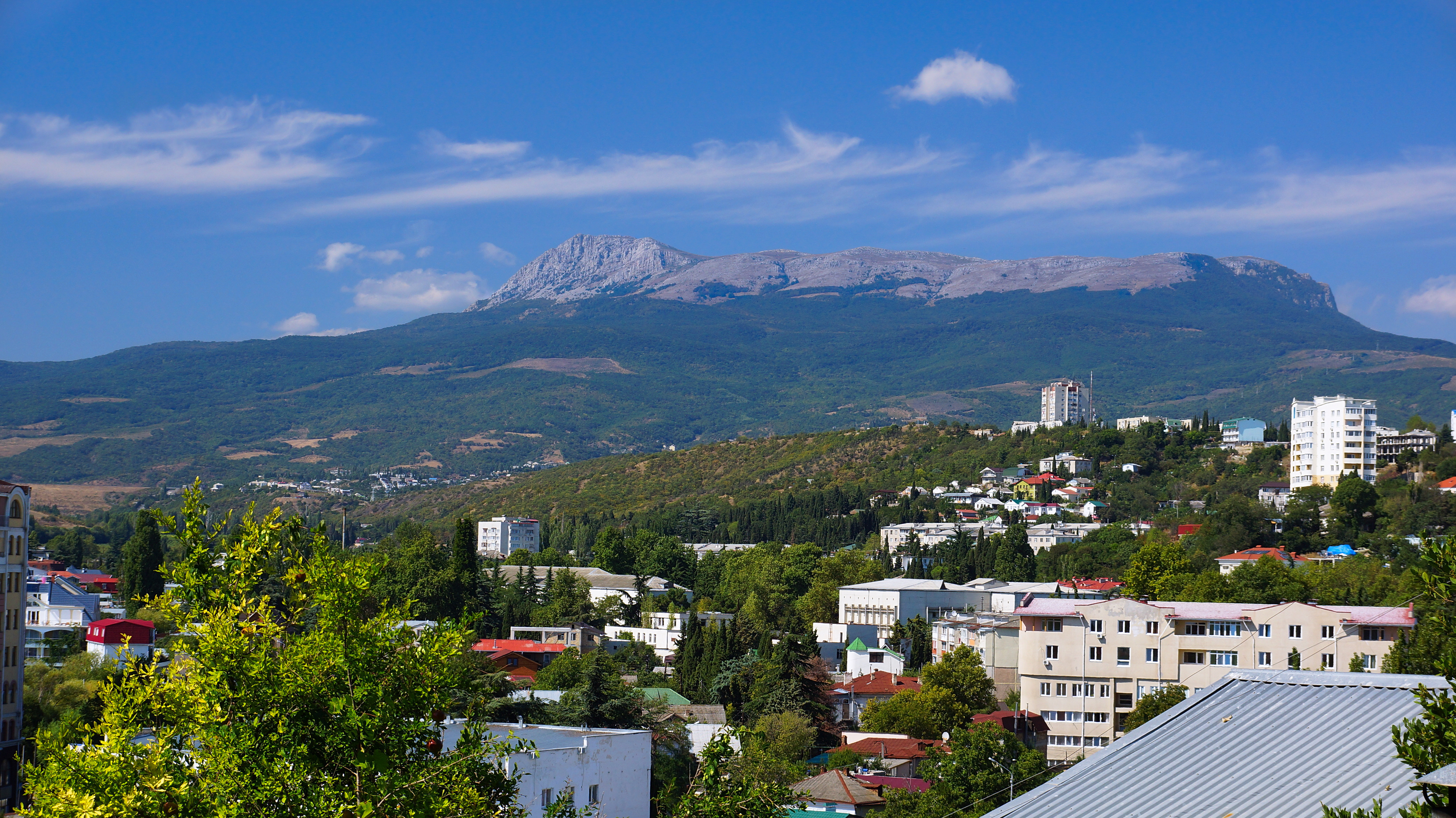 Вид на гору Демерджи, Крым