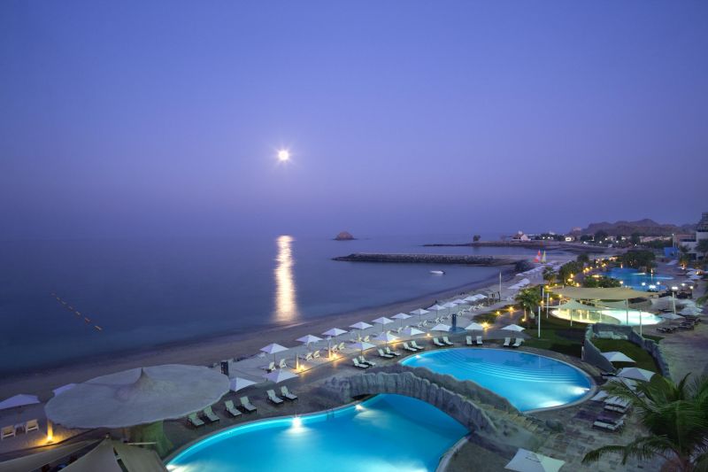 Отель Radisson Blu Resort Fujairah, Фуджейра, ОАЭ.  