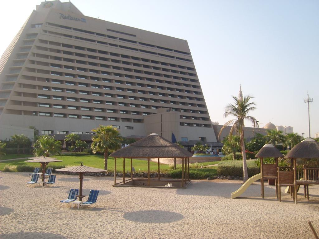 Отель Radisson Blu Resort Sharjah, Шарджа, ОАЭ.  