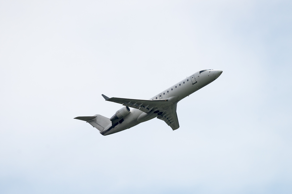   CRJ-100200       