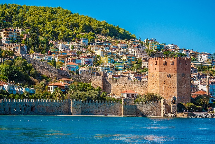 Visit-Alanya-Red-tower-alanya-castle-ehmedek-070 - Visit Alanya - Final Destinat