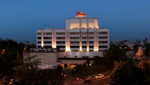 CONNAUGHT — фото 5