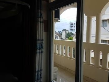 Solomon's Castle Hotel — фото 4