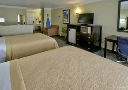 Quality Inn & Suites — фото 4
