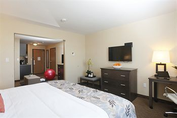 Pomeroy Inn & Suites — фото 4