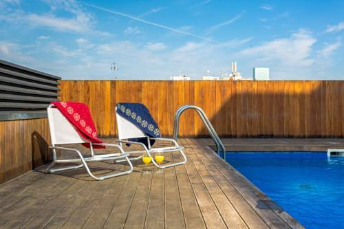 Homearound Rambla Suites & Pool — фото 5