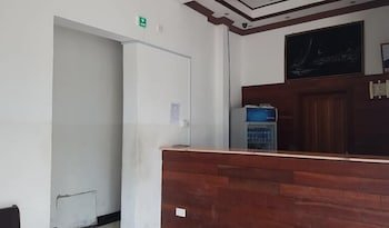 Solomon's Castle Hotel — фото 2