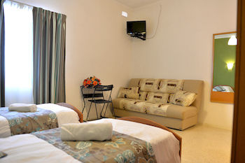 Sunstone Guest House — фото 2