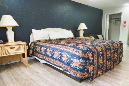Studio Inn & Suites — фото 5