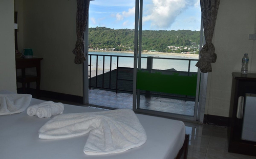 Phi Phi Beach Front Resort — фото 4