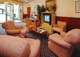 Econo Lodge — фото 2