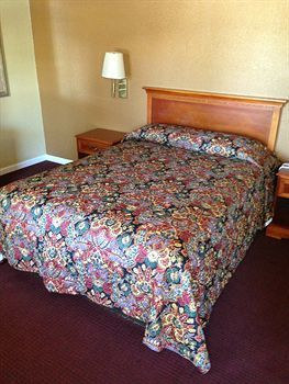 Budget Inn — фото 3