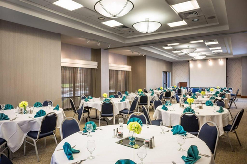 SPRINGHILL SUITES HAMPTON — фото 2