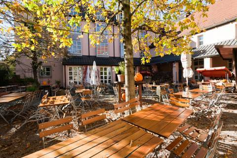 Golden Leaf Hotel Altmunchen — фото 2