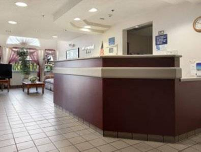 MICROTEL INN GEORGETOWN — фото 2