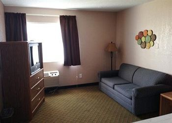 RODEWAY INN FARGO — фото 3