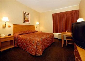 Rodeway Inn and Suites Tomahawk — фото 5