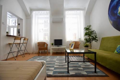 Creative Apartment - Klauzál studio — фото 5