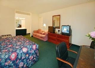 Econo Lodge — фото 5