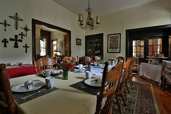 O'Casey's Bed & Breakfast — фото 5