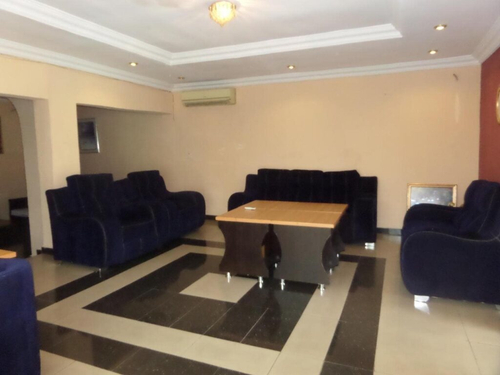 Royalty Place — фото 2