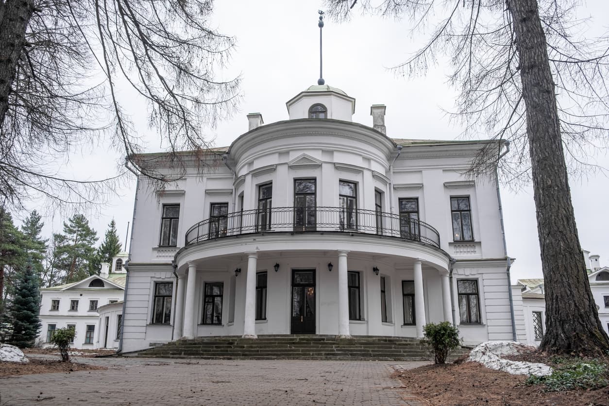 Усадьба Середниково