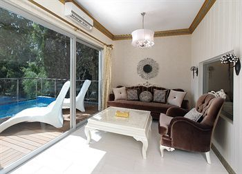 Camelot Boutique & Beach — фото 5