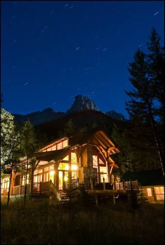 Cathedral Mountain Lodge — фото 2