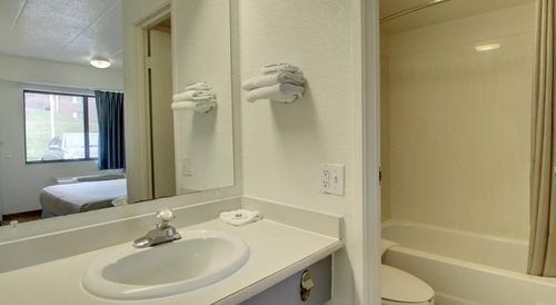 Motel 6 Cedar Rapids — фото 3